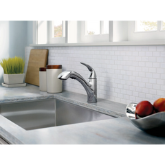 Medina One-Handle Pullout Kitchen Faucet