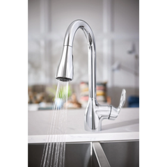 Kleo One-Handle Diverter Pulldown Kitchen Faucet