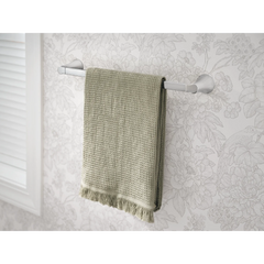 Jase Chrome towel bar