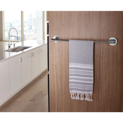 Iso 18" Towel Bar