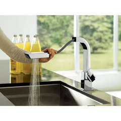 90 Degree Chrome One-Handle High Arc Pullout Kitchen Faucet