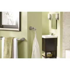 Boardwalk Brushed nickel 18" Towel Bar
