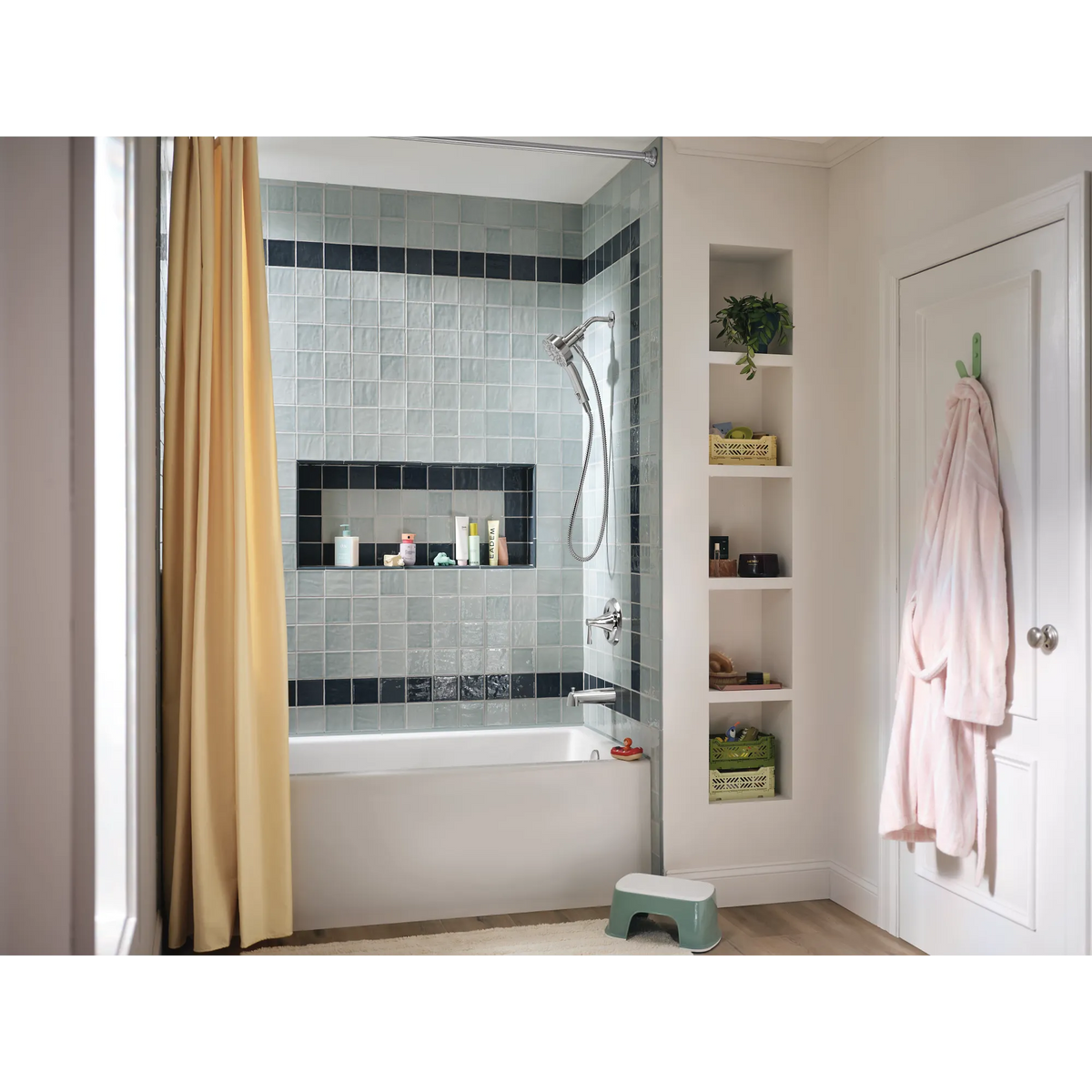 The Handheld that Saves Hot Water