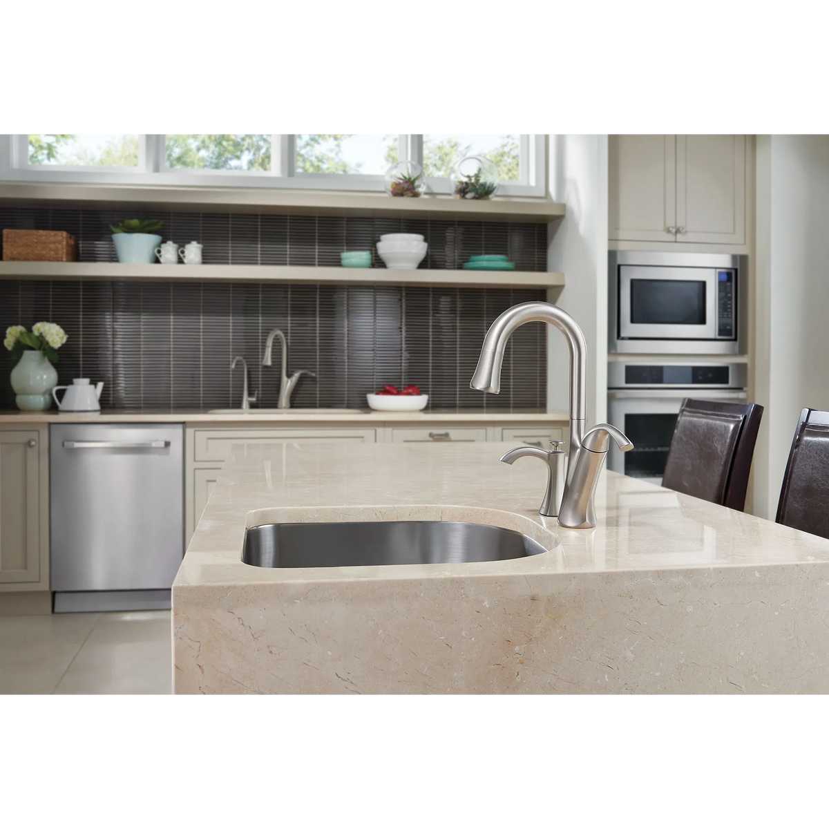 Notch One-Handle Pulldown Bar Faucet