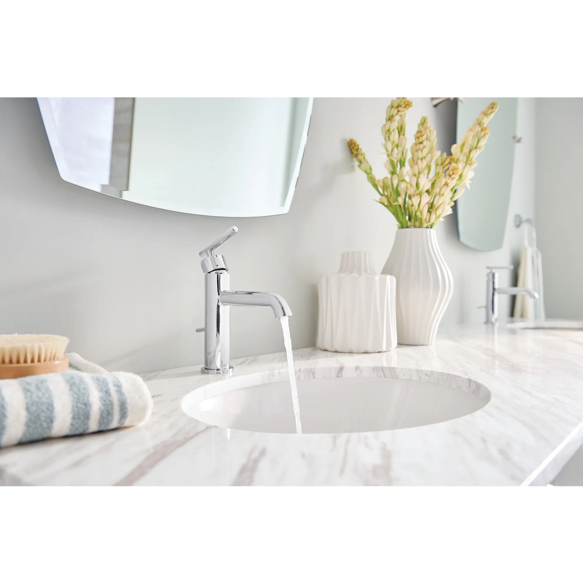 Gibson One-handle Bathroom Sink Faucet