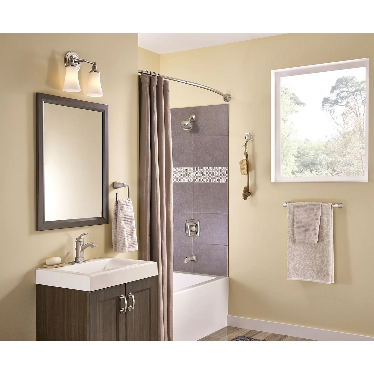 Hensley One-handle Bathroom Sink Faucet