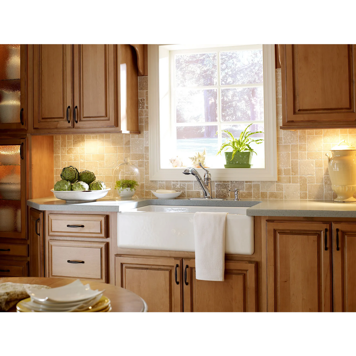 Dorsey Chrome one-handle low arc pullout kitchen faucet