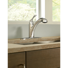 Banbury One-Handle Pullout Kitchen Faucet
