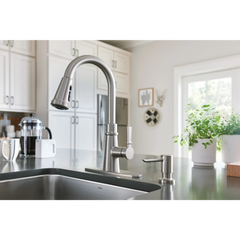 Tullis One-handle Pulldown Kitchen Faucet