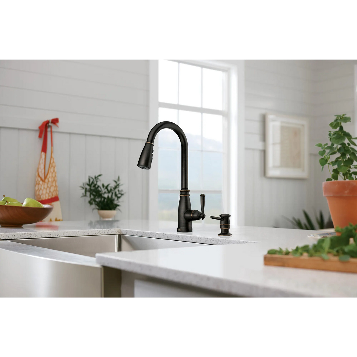 Morado One-Handle High Arc Pulldown Kitchen Faucet