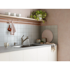Sombra One-Handle Pullout Kitchen Faucet