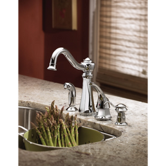 Traditional Chrome one-handle high arc kitchen faucet