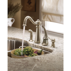 Traditional Chrome one-handle high arc kitchen faucet