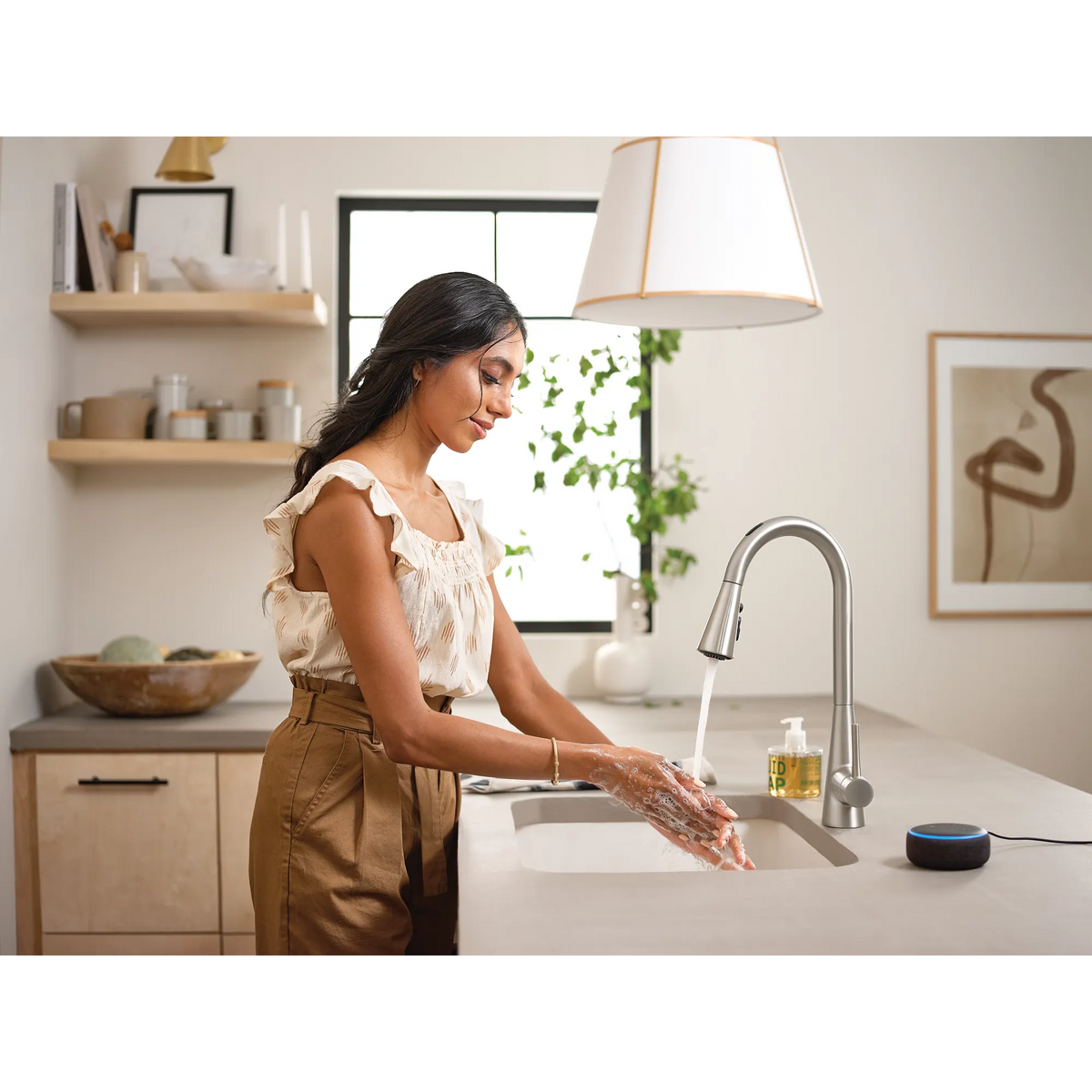 Sarai Smart Pulldown Touchless Kitchen Faucet