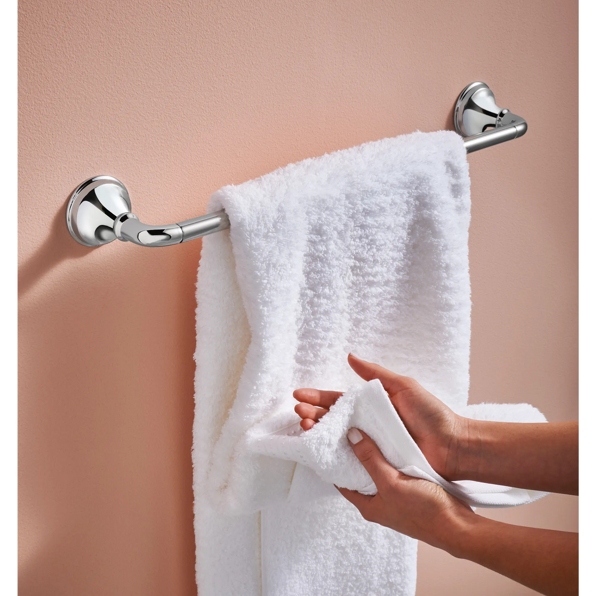 Jansen 24" Towel Bar