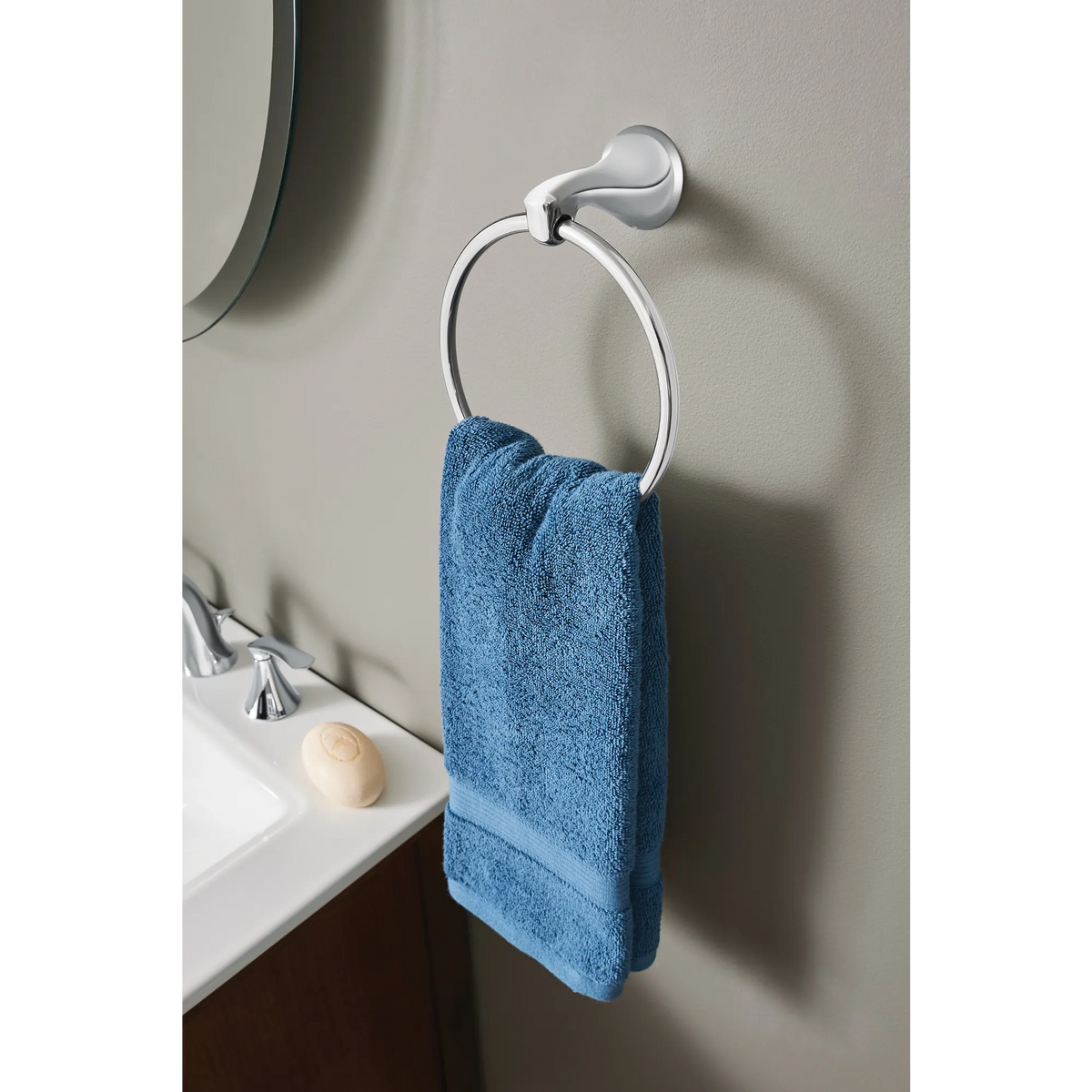 Darcy Towel Ring