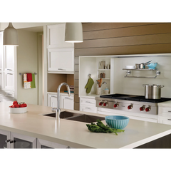 Iso Bathroom Shelf with Towel Bar
