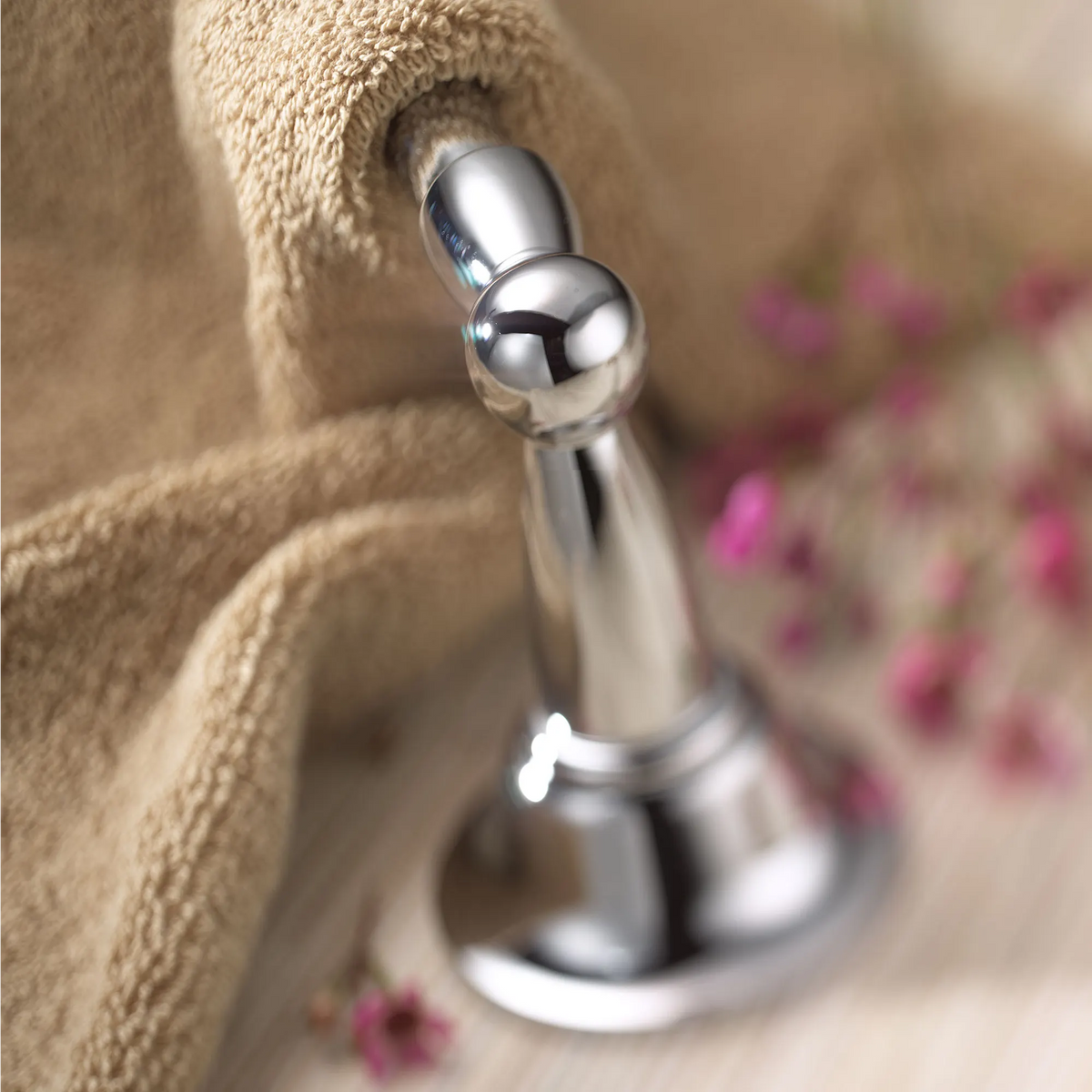 Sage Chrome 24" Towel Bar