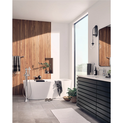 Flara 24" Towel Bar