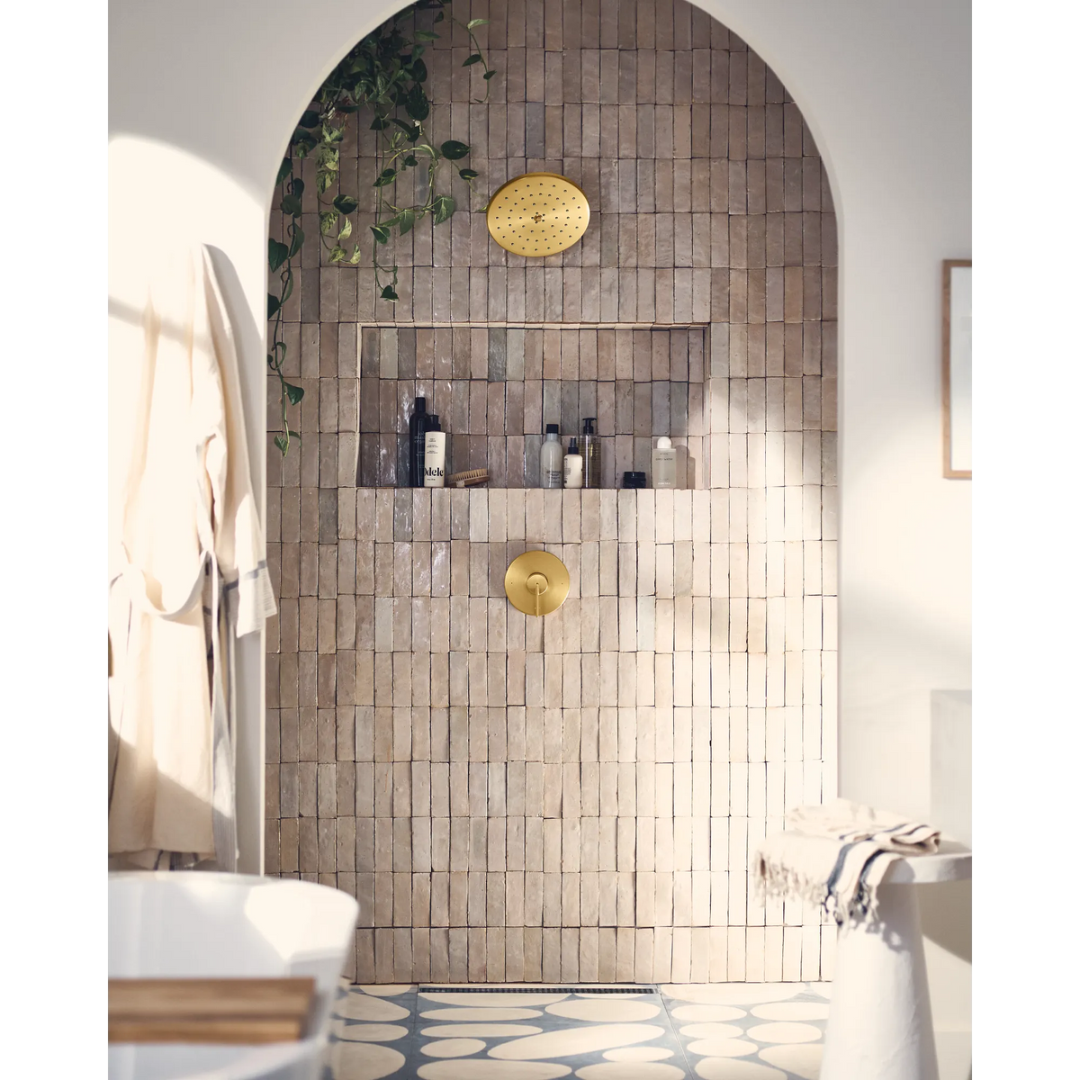 Cia M-CORE 3-Series Shower Trim