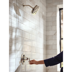 Flara M-CORE 4-Series Shower Trim