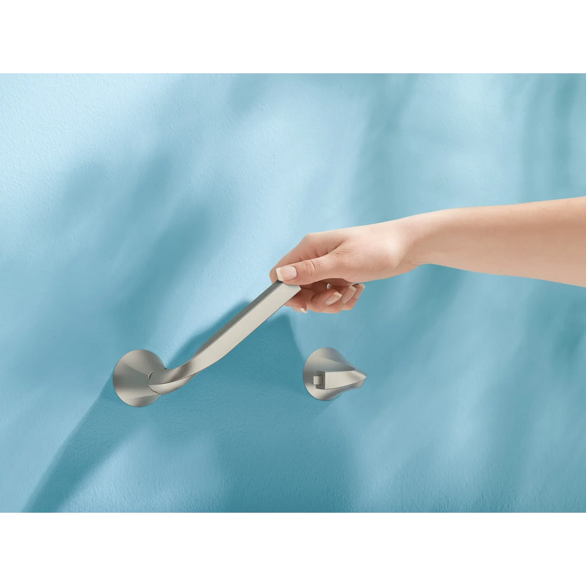 Oxby Brushed nickel Toilet Paper Holder