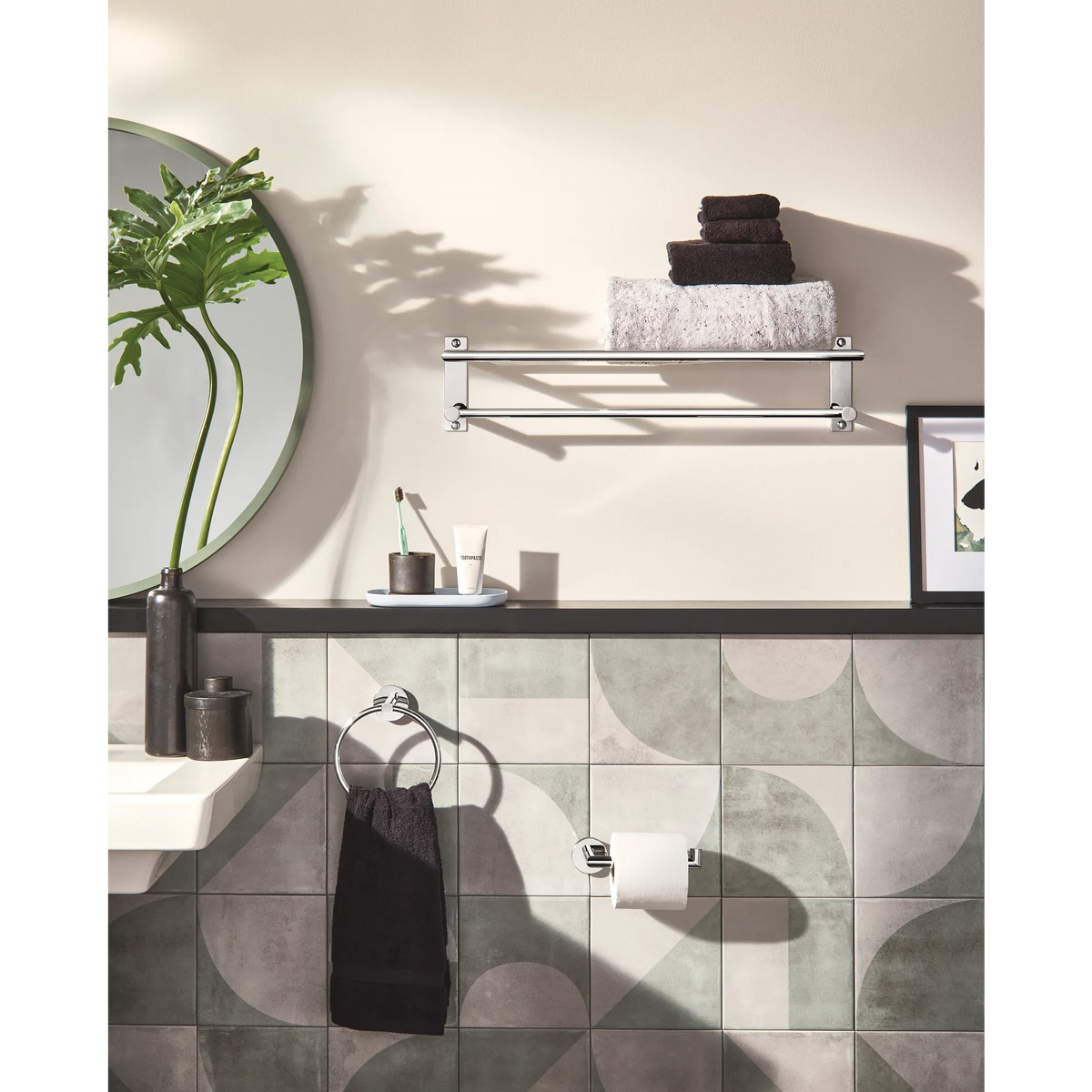 Arlys Towel Shelf