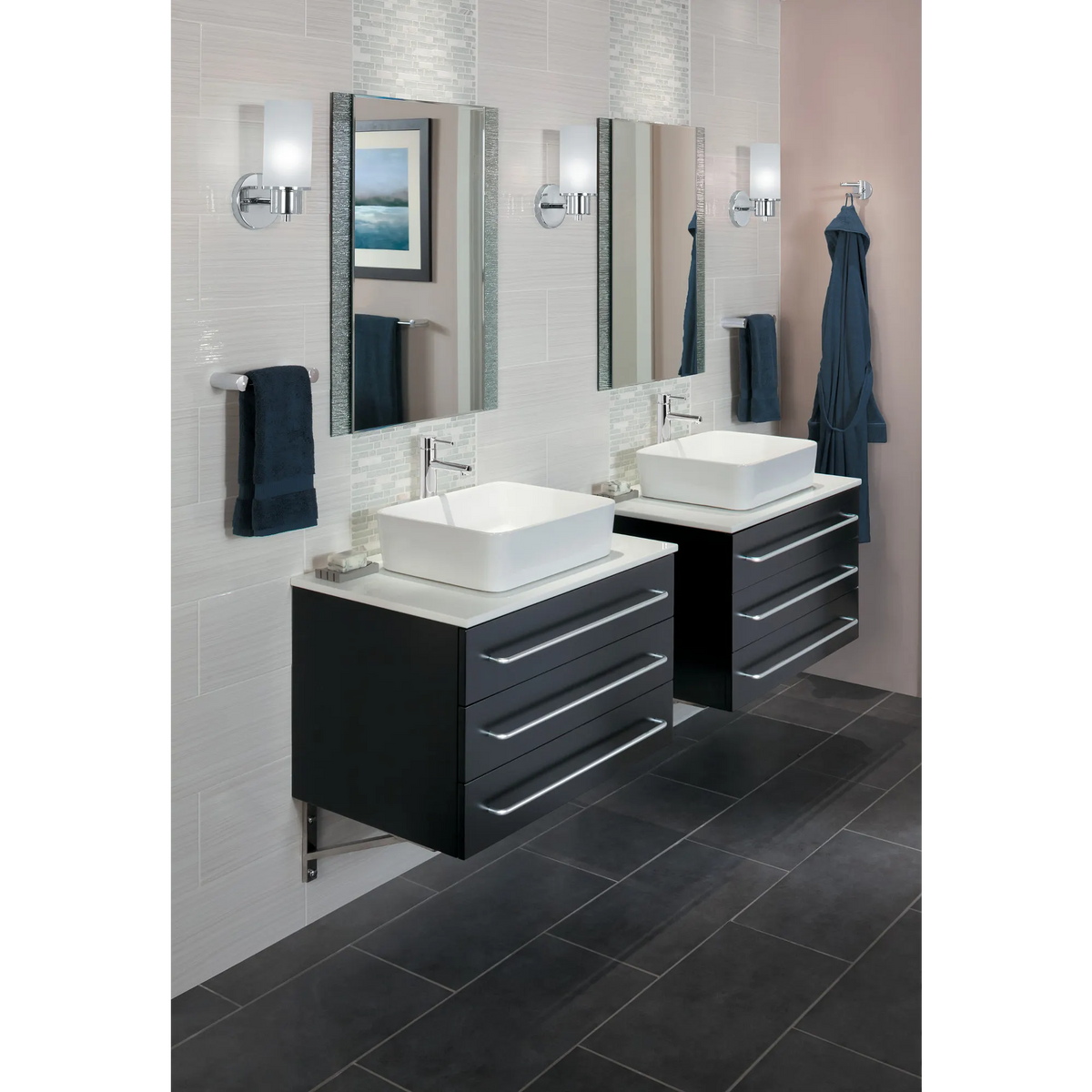 Align 18" Towel Bar