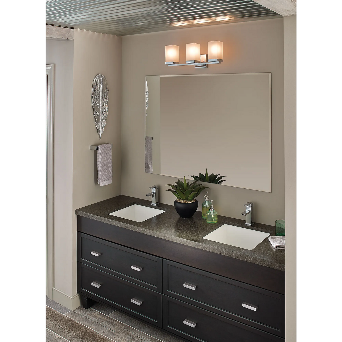 90 Degree Chrome One-Handle Low Arc Bathroom Faucet